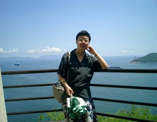 说明: E:\文法六室一廊一墙\学科专业带头人\赵宁教授\赵宁老师1.JPG